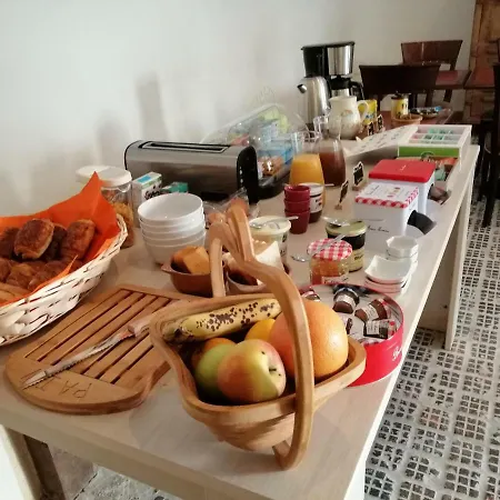 Pensjonat Maison Moomoons Vaubadon